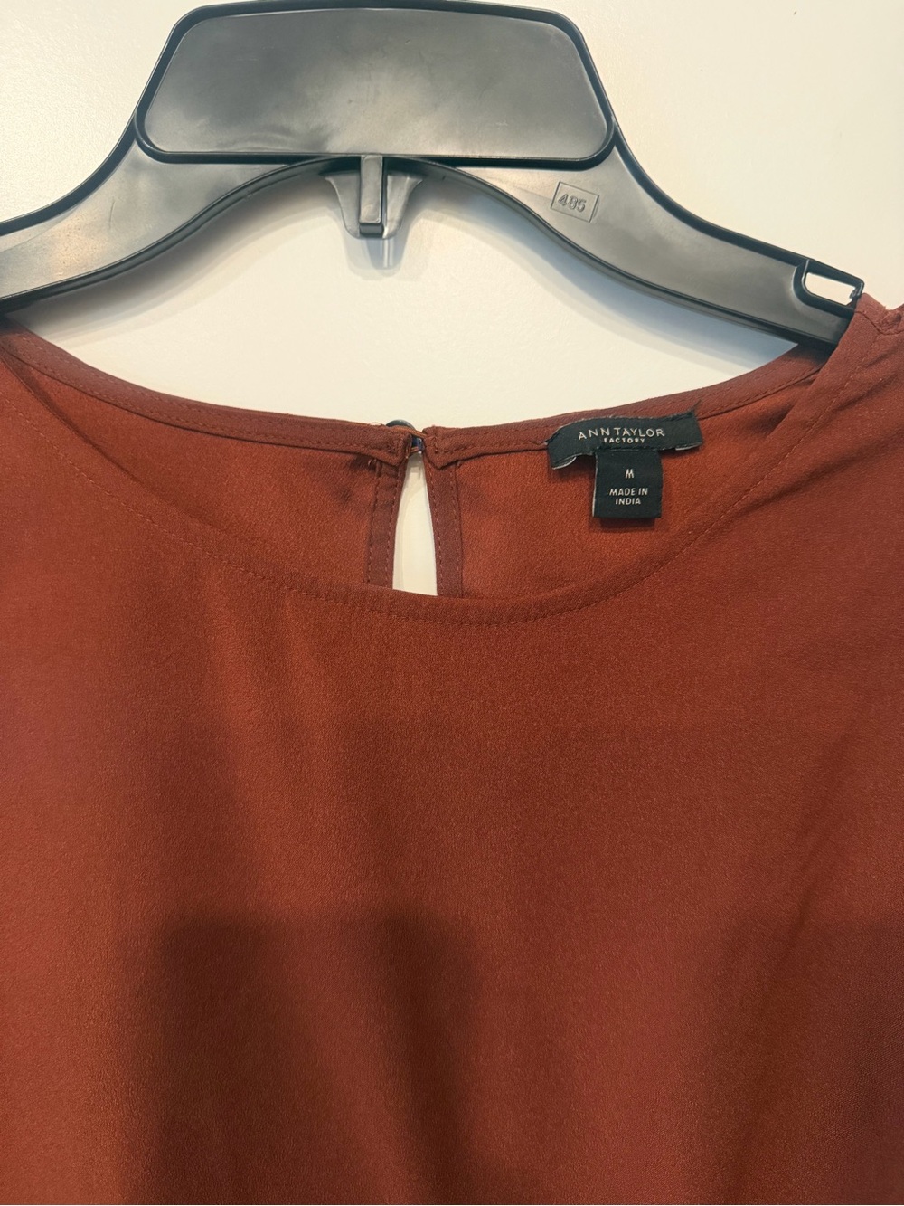 Women’s Ann Taylor Factory Long-Sleeve Blouse in Deep Rust Size Medium - Picture 2 of 4